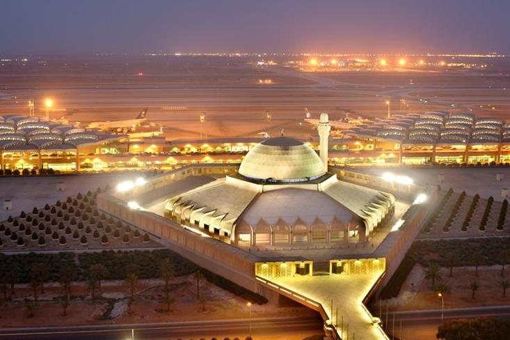 مطار الملك خالد الدولي في الرياض أحد أكبر مطارات العالم مدينة الرياض