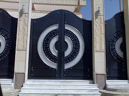أفضل محلات ومصانع تفصيل الأبواب بالرياض بالأرقام والعناوين مدينة الرياض