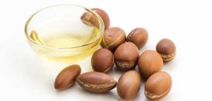 هل زيت الارغان يطول الشعر بسرعة