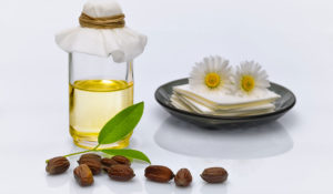 زيت الجوجوبا عند العطار