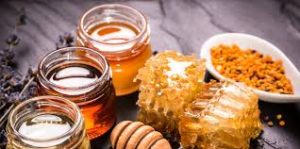  العسل للجلد