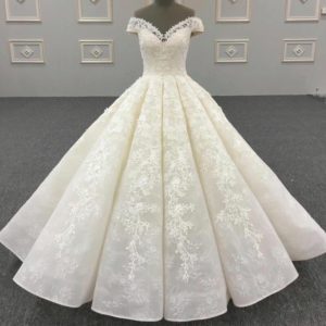 اسعار فساتين الزفاف في السعودية